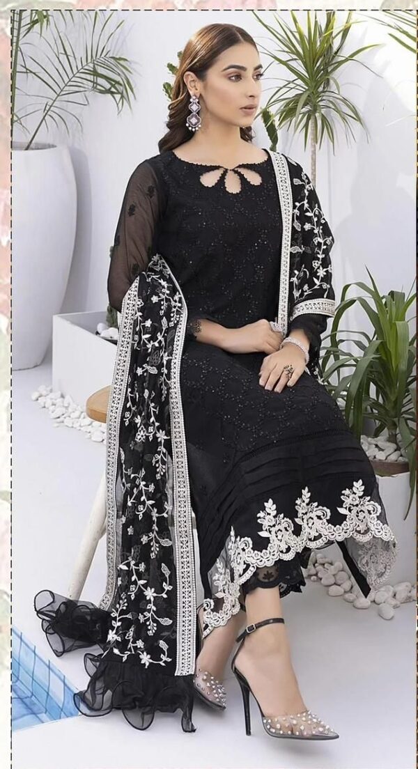 maria b lawn 2023