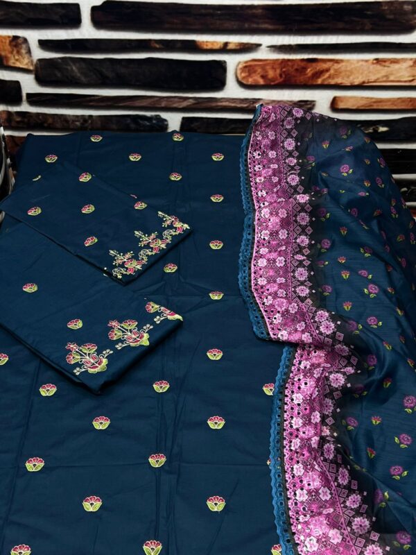 khaadi 3 piece lawn sale 2023 with price