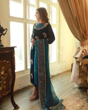 Velvet embroidered suit set