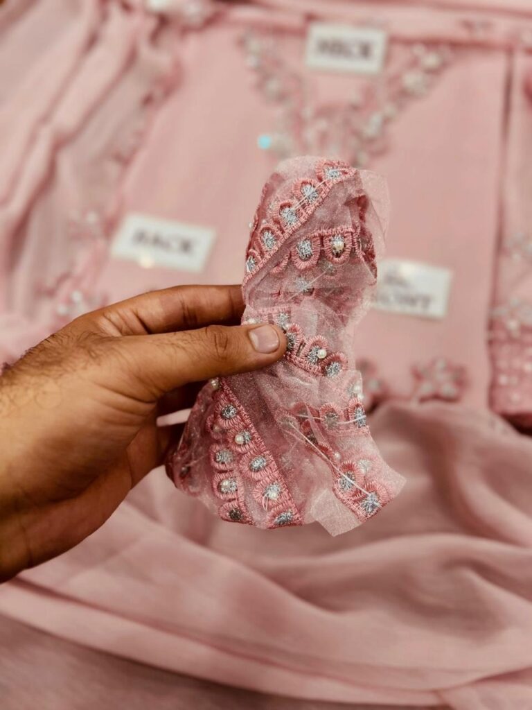 Baroque chantelle chiffon collection