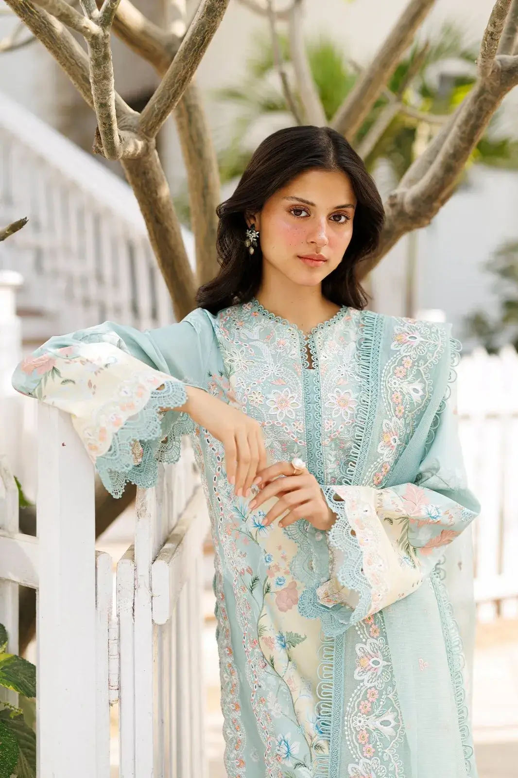 Afrozeh lawn sale unstitched 3 piece suit for girls - oye ji Afrozeh v5