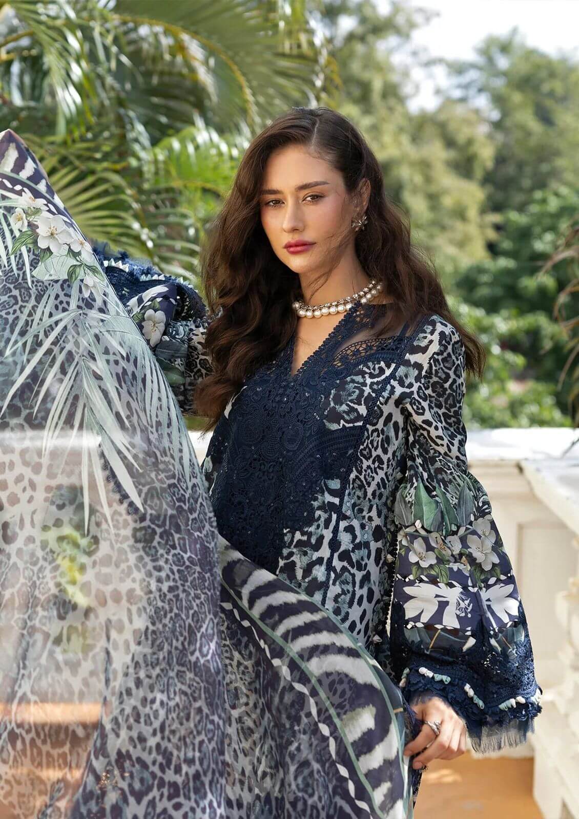 Elaf luxury lawn 2026 premium unstitched 3 piece suit - oye ji Elaf luxury lawn 2026 premium suit embroidered neckline close up