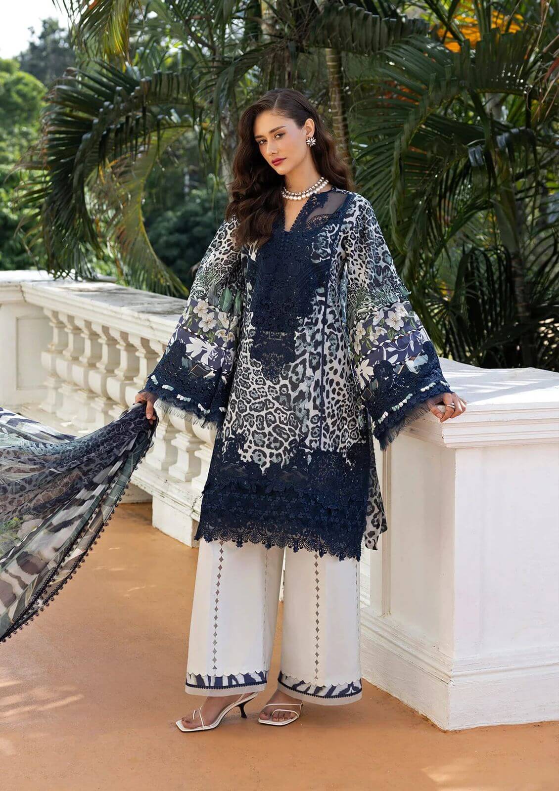 Elaf luxury lawn 2026 premium unstitched 3 piece suit - oye ji Elaf luxury lawn 2026 premium unstitched 3 piece suit br-e3200