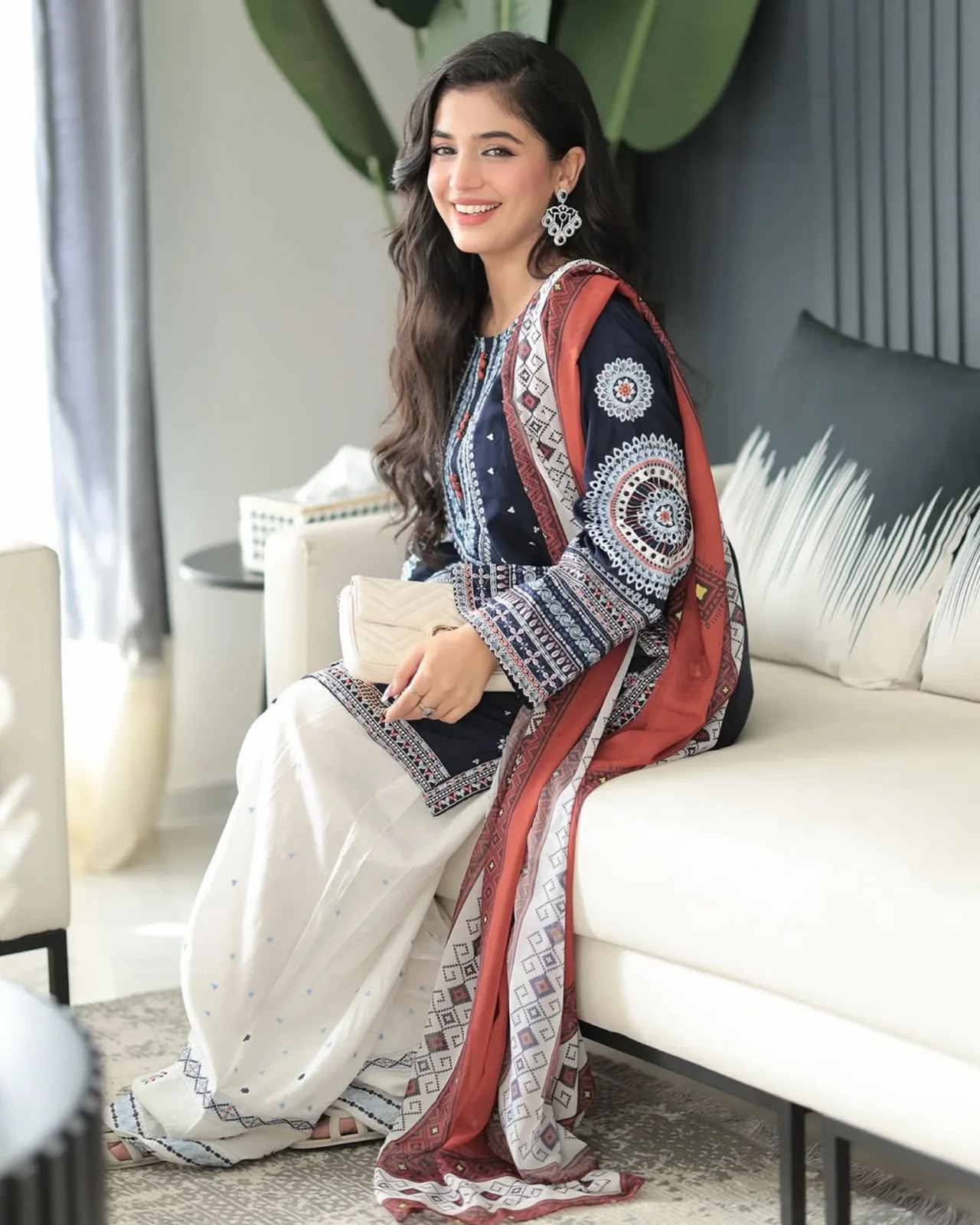 Jazmin lawn collection luxury embroidered 3pcs suit - oye ji Jazmin lawn collection luxury embroidered suit code 4166