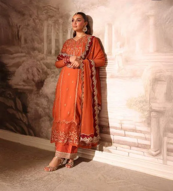 Azure clothing sale luxury chiffon suit front embroidery close up shot on oYe Ji